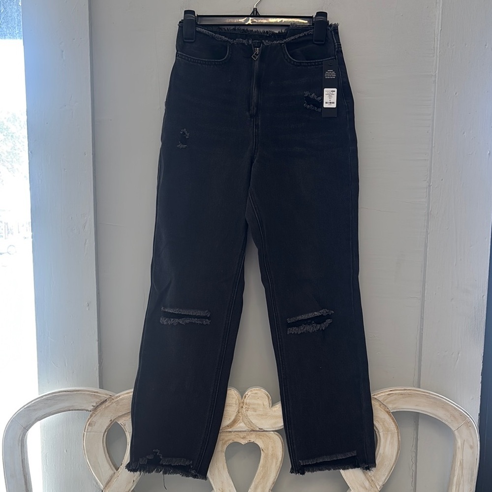 Fashion Nova Black Cut Me Off Exposed Zipper Jeans Size 0 NWT